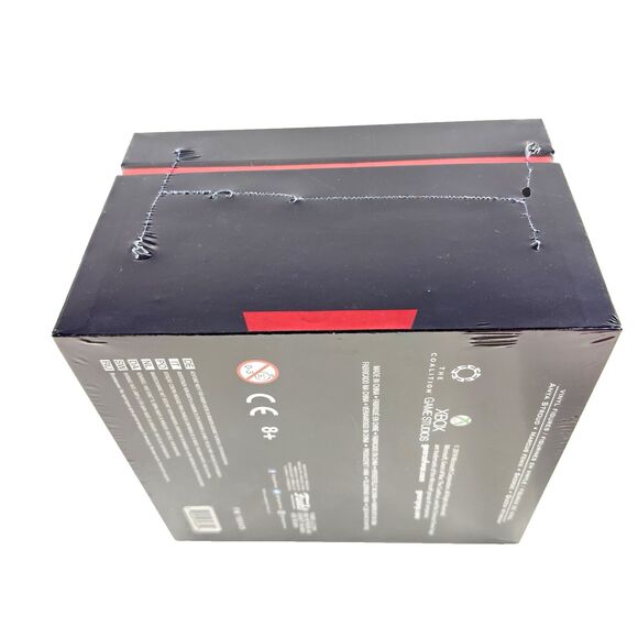 Gears of War Funko Pop Collector’s Box – New & Factory Sealed - Picture 6 of 7